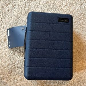 Away × United × Sunday Riley Mini-Suitcase, NEW & SEALED